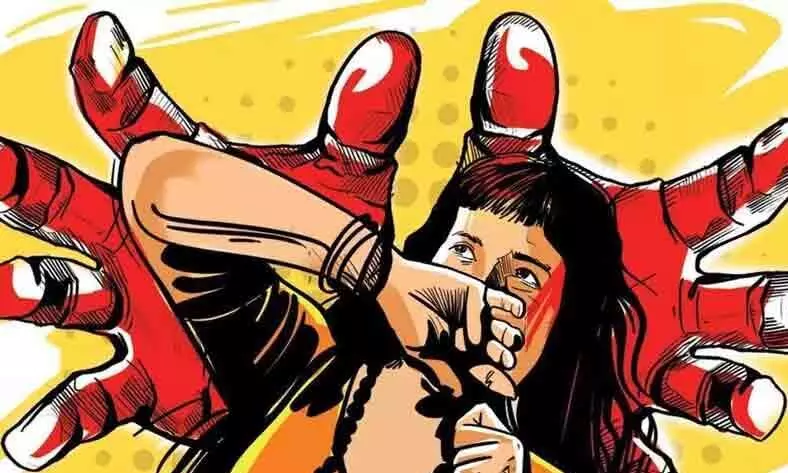 Case of molestation of a minor girl, mother and friend arrested