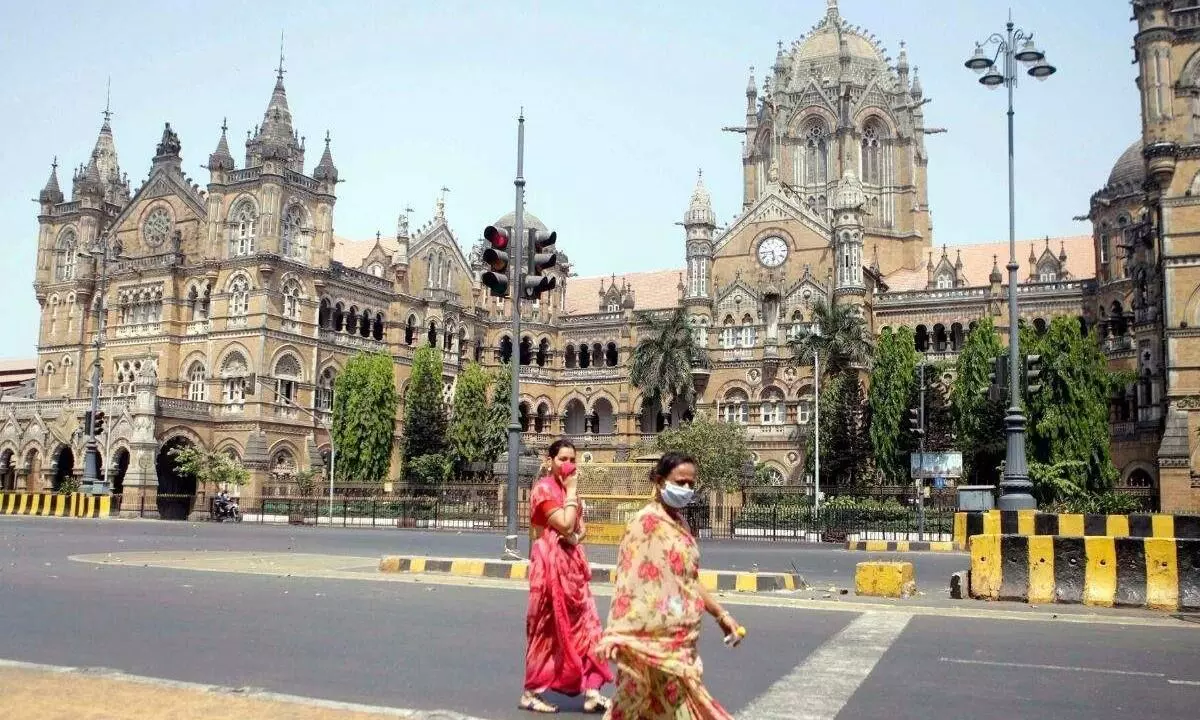 mumbai cst station