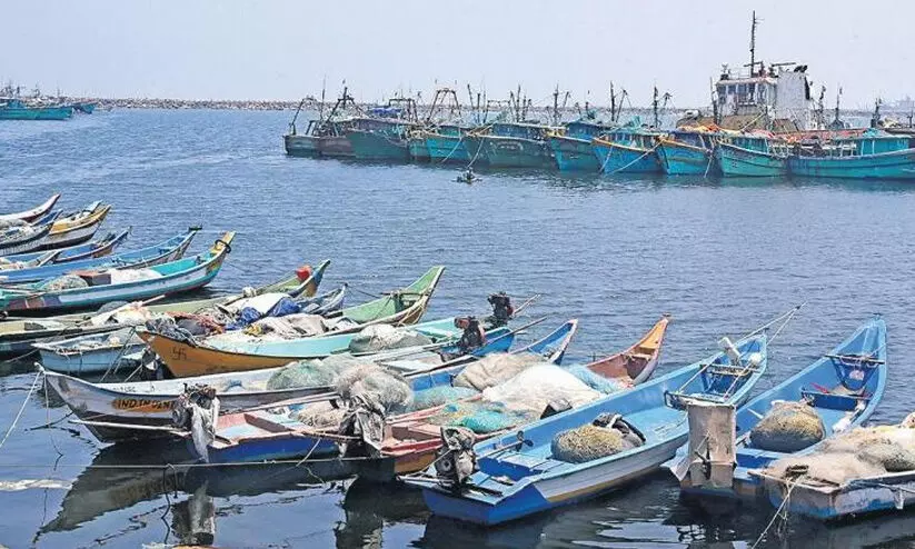 പൂവാർ സ്വദേശിയെ മത്സ്യബന്ധനത്തിനിടെ കടലിൽ കാണാതായി