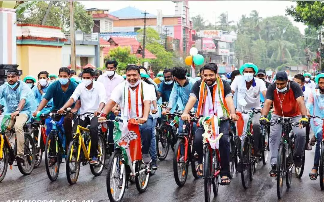 ഇന്ധന വില വർധനക്കെതിരെ യൂത്ത് കോൺഗ്രസിന്‍റെ പ്രതിഷേധ സൈക്കിൾ റാലി