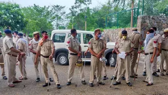 700 പൊലീസുകാർ ഒന്നിച്ചു; നാല്​ വയസുകാരിയെ ബലാത്സംഗം ചെയ്​തു​ കൊന്ന കേസിലെ പ്രതി 24 മണിക്കൂറിനുള്ളിൽ പിടിയിൽ