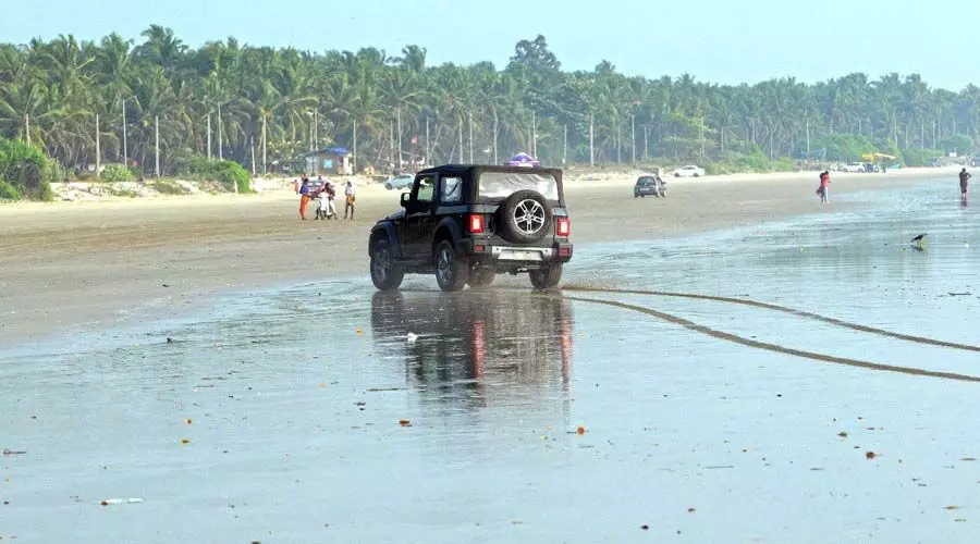 മു​ഴ​പ്പി​ല​ങ്ങാ​ട്​ ഡ്രൈ​വ്​ ഇ​ൻ ബീ​ച്ചി​ൽ ലോ​കോ​ത്ത​ര റി​സോ​ര്‍ട്ട് നി​ര്‍മിക്കും