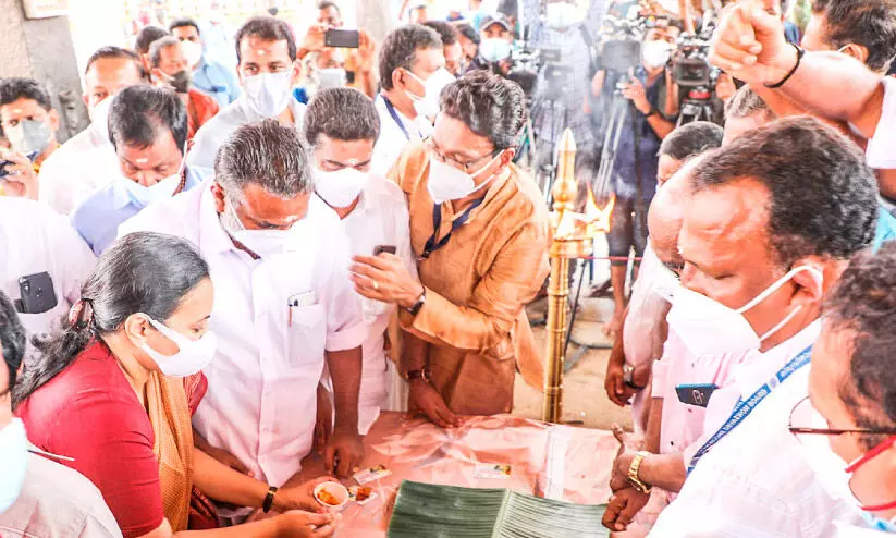 ആചാരപ്പെരുമയില്‍ ആറന്മുളയിൽ അഷ്​ടമിരോഹിണി വള്ളസദ്യ