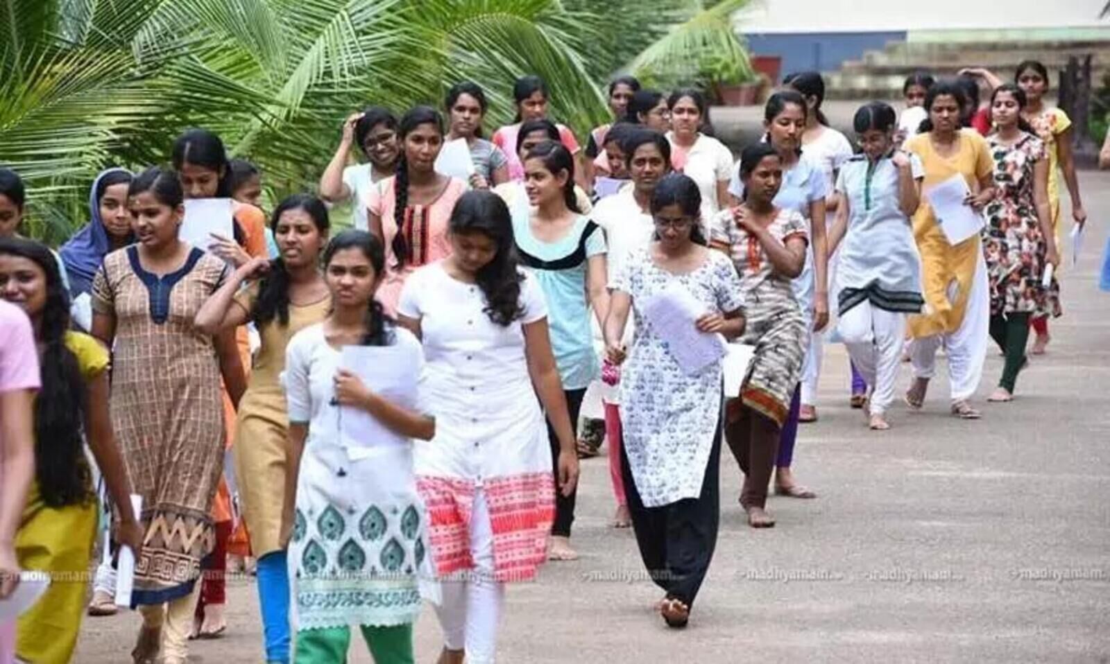 Kerala NEET Exam: 5 women arrested in 'innerwear removal' case in Kollam |  Oneindia news *News - video Dailymotion