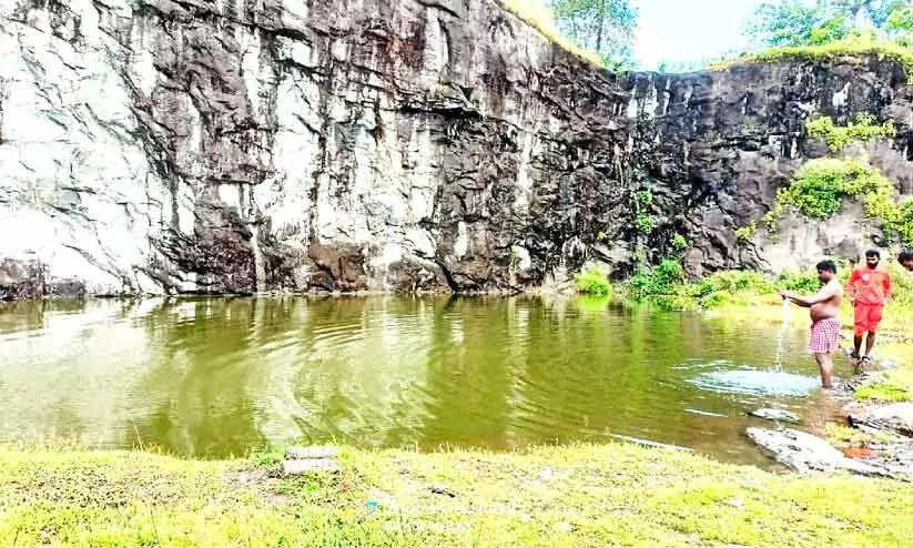 അപകടം ഒളിപ്പിച്ച്​ ഇടുക്കി ജില്ലയിലെ പാറക്കുളങ്ങൾ; ജ​നു​വ​രി ഒ​ന്ന്​ മു​ത​ൽ 15പേ​രാ​ണ്​ ജി​ല്ല​യി​ലെ പാറമടകളിലെ വെള്ളക്കെട്ടി​ൽ മ​രി​ച്ച​ത്