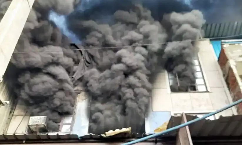 Delhi paper plates company fire