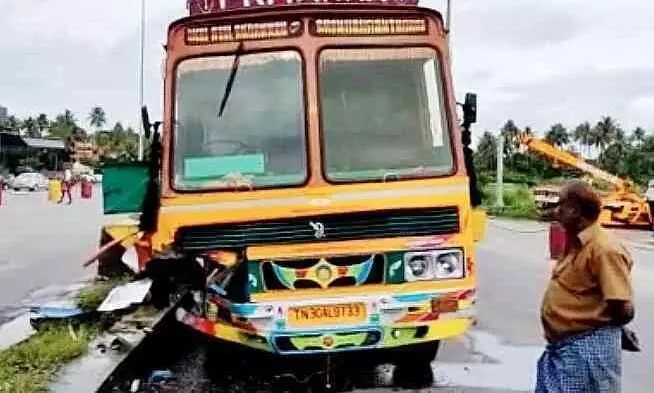 paliyekkara toll plaza