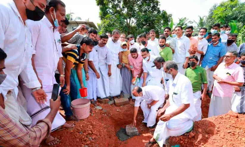 മറ്റുള്ളവരുടെ സങ്കടങ്ങൾ പരിഹരിക്കാനുള്ളതാവണം രാഷ്​ട്രീയം –വി.ഡി. സതീശൻ