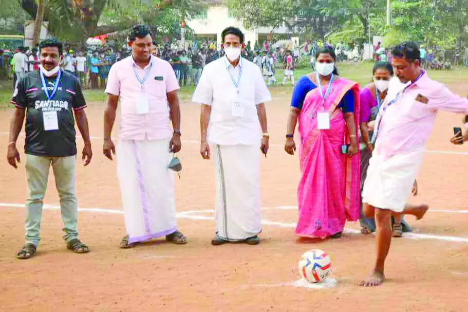 കൊടുങ്ങല്ലൂർ ഫുട്ബോൾ പ്രീമിയർ ലീഗിന് തുടക്കം