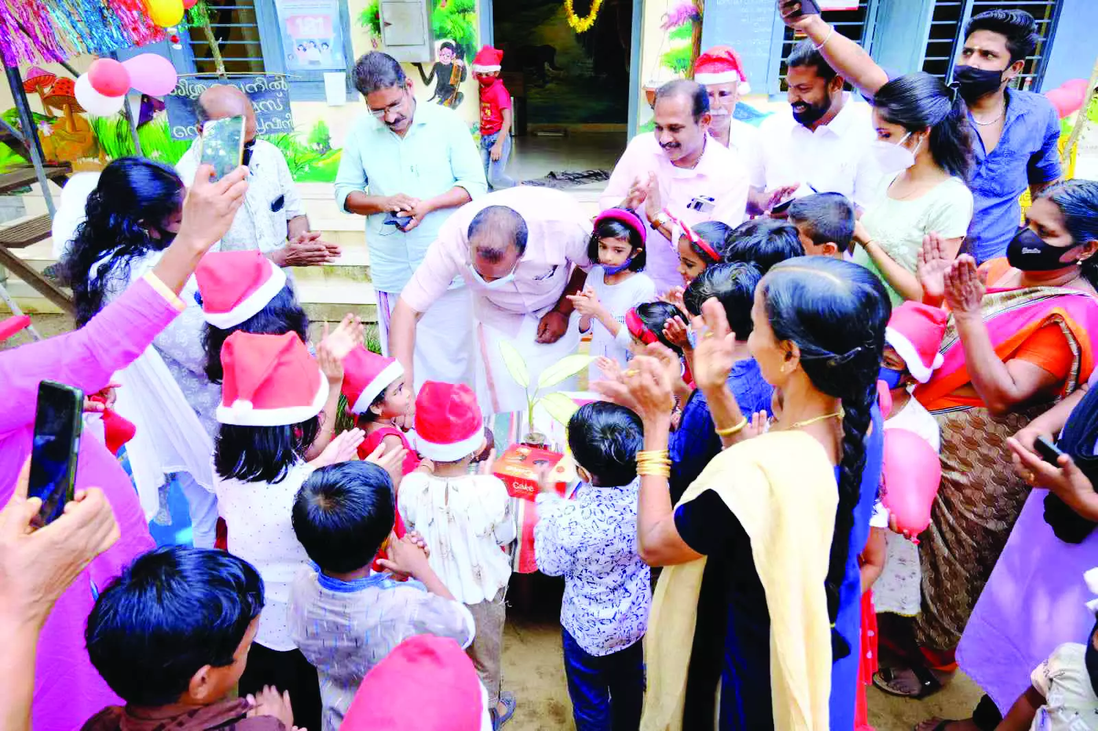 ക്രിസ്മസ്​ - പുതുവർഷ ആഘോഷവുമായി അംഗനവാടി