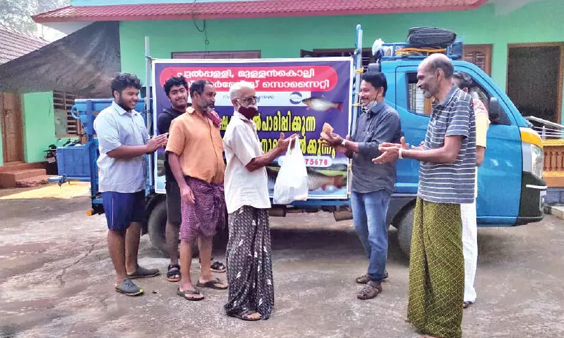 വില കുത്തനെ ഇടിഞ്ഞു; പ്രതിസന്ധിയിൽ മുങ്ങി മത്സ്യകർഷകർ