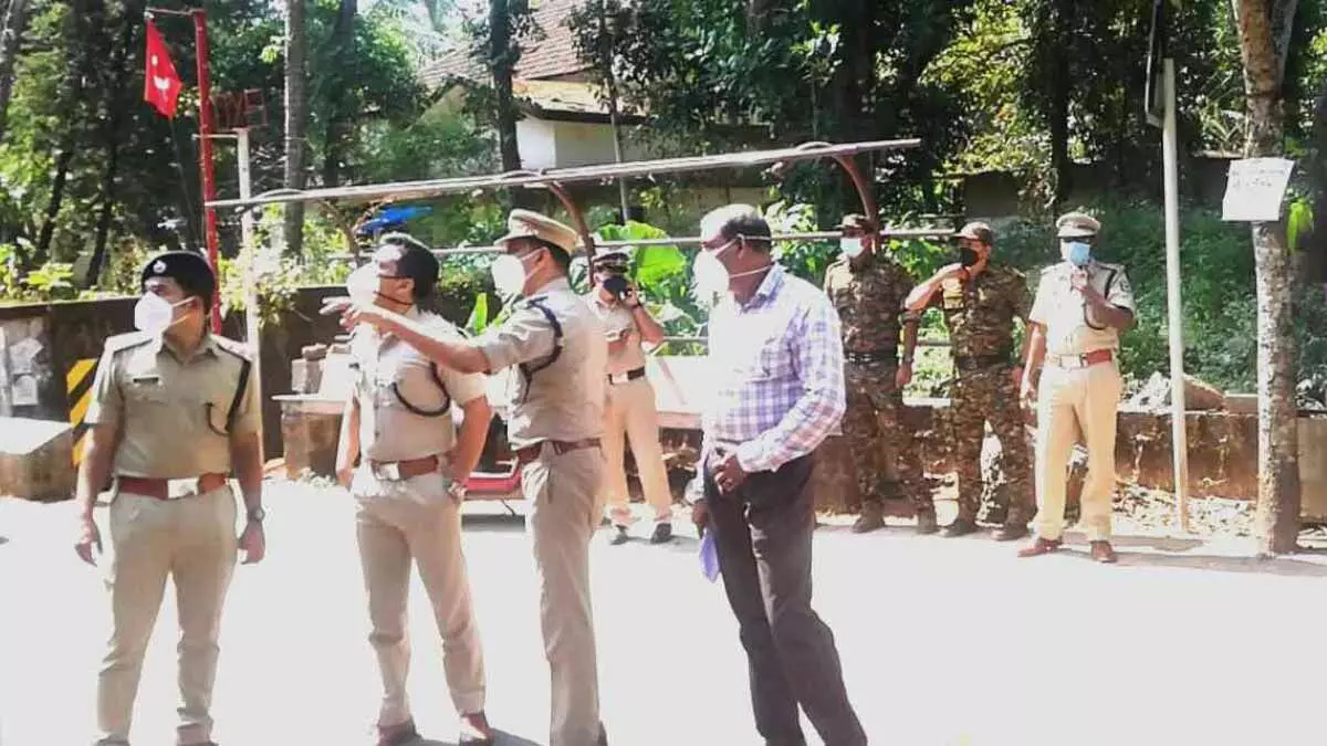 കോൺഗ്രസ് സ്ഥാപനങ്ങൾക്ക് നേരെ ആക്രമണം; തലശ്ശേരിയിൽ പൊലീസ് നിരീക്ഷണം ശക്തമാക്കി