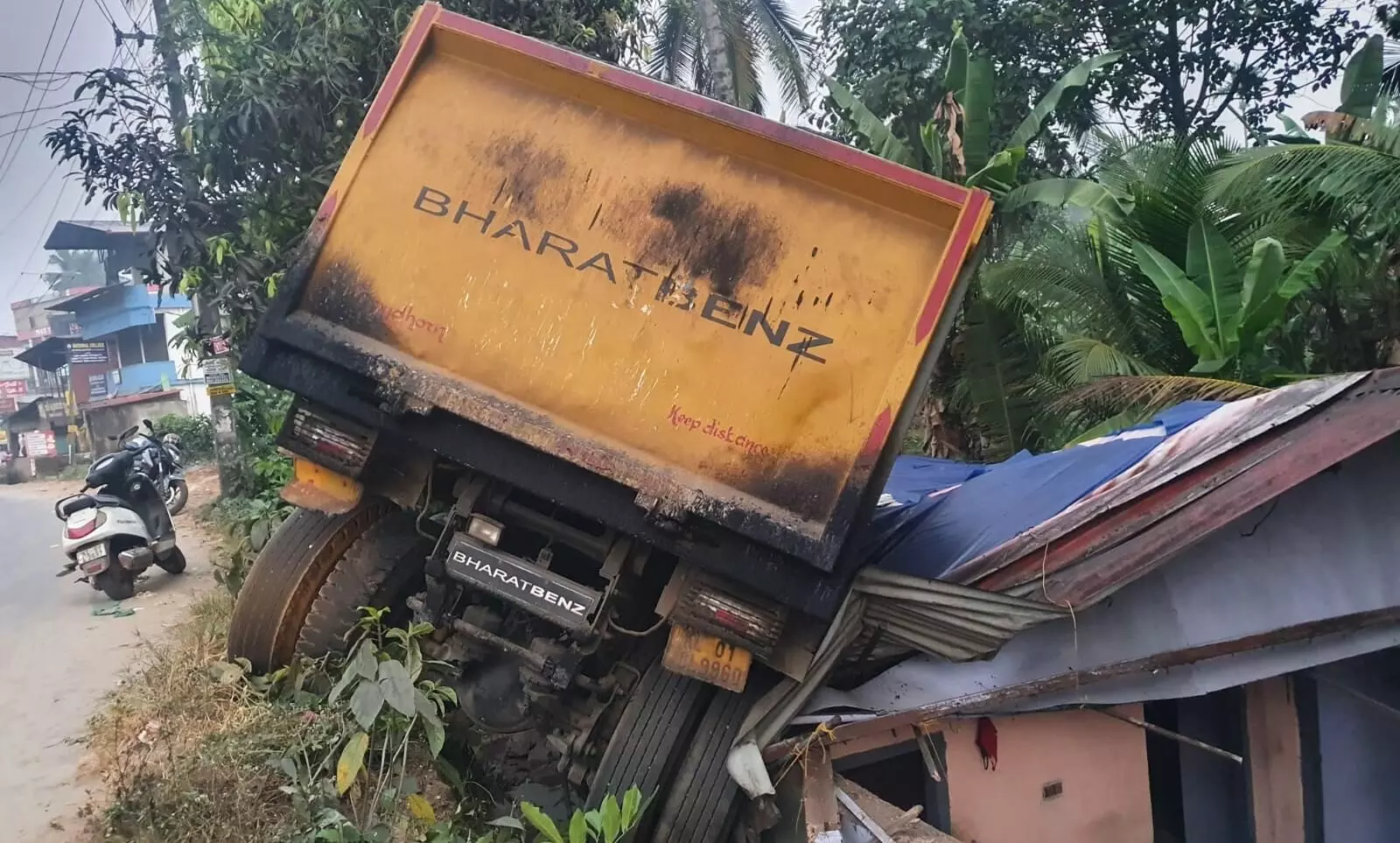 lorry accident