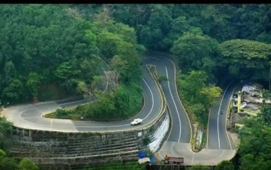 ചുരത്തിൽ കാർ ആക്രമിച്ച് യുവാവിനെ തട്ടിക്കൊണ്ടുപോയ സംഭവം; പൊലീസ് കസ്റ്റംസിന് റിപ്പോർട്ട് നൽകി