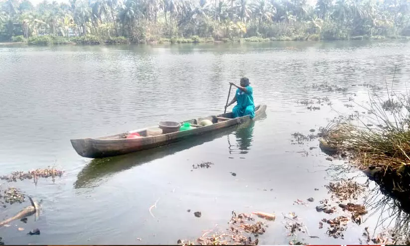 കി​ട്ടാ​ക്ക​നി​യാ​യി കു​ടി​വെ​ള്ളം