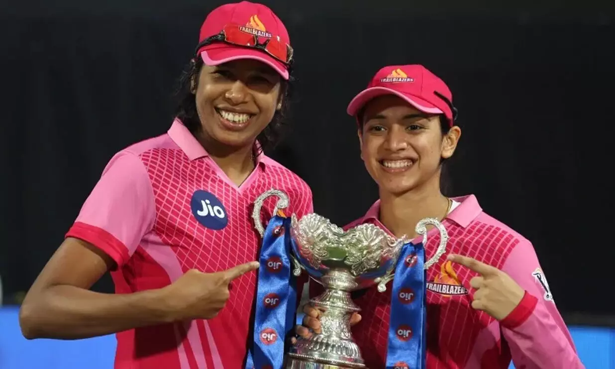 Trailblazers Jhulan Goswami and Smriti Mandhana