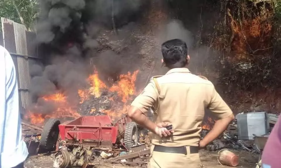 Pantheerpadam fire