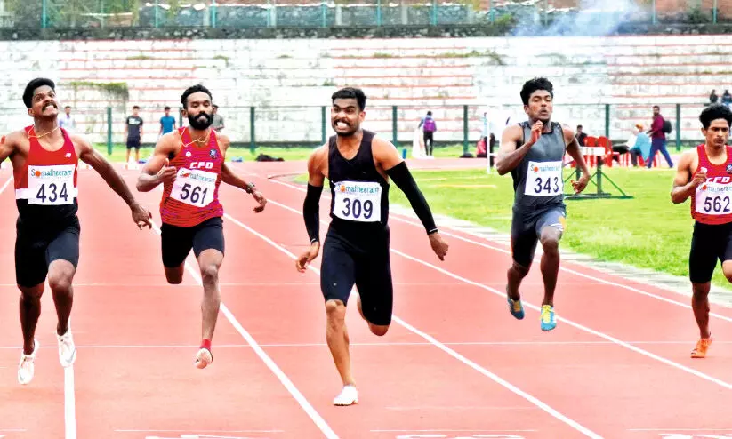 സംസ്ഥാന സീനിയർ അത്‍ലറ്റിക്സ് ചാമ്പ്യൻഷിപ്പിൽ മലപ്പുറത്തിന് ആദ്യദിനം രണ്ട് സ്വർണം