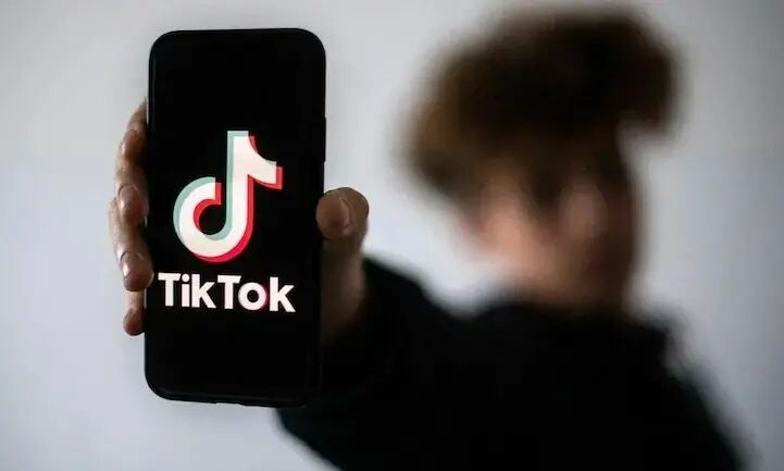 Tik Tok is sued for the deaths of 'Blackout Challenge' girls US court ...