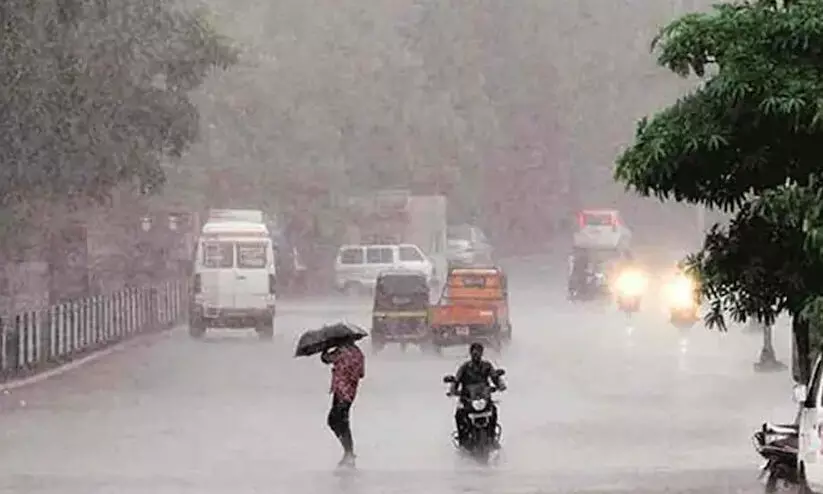 വ്യാപക മഴക്ക് സാധ്യത; നാളെ എല്ലാ ജില്ലയിലും മഞ്ഞ അലർട്ട്​