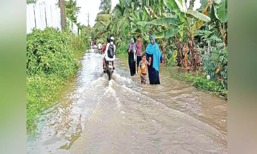 മാവൂരിൽ കുടുംബങ്ങൾ വെള്ളപ്പൊക്ക ഭീഷണിയിൽ