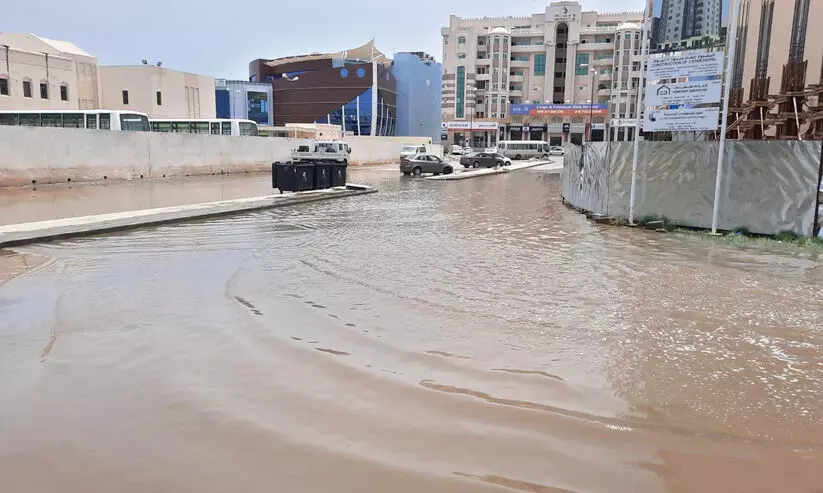 ന്യൂനമർദം ദുർബലമാകുന്നു; മഴ തുടരും