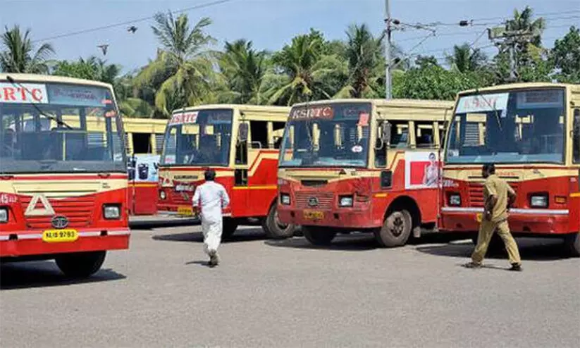 ബോണ്ട് സർവിസ് അവസാനിപ്പിച്ച് കെ.എസ്.ആർ.ടി.സി; സ്വകാര്യ വാഹനങ്ങളെ ആശ്രയിച്ച് സ്ഥിരം യാത്ര