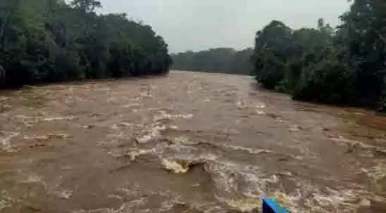 ചാലക്കുടി പുഴയുടെ തീരത്തുള്ളവരെ മാറ്റിപാർപ്പിക്കും -മന്ത്രി കെ. രാജൻ