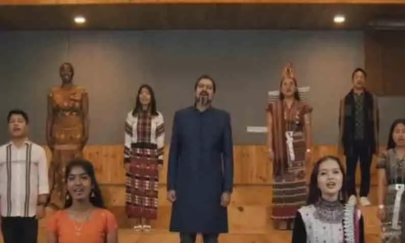 Grammy winner Ricky Kej and 12 refugee singers singing India national anthem