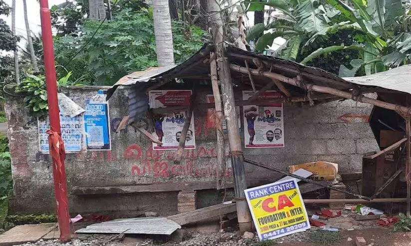 തിരുവനന്തപുരത്ത് സി.ഐ.ടി.യു വിശ്രമകേന്ദ്രം തകർത്തു