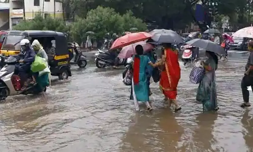 കനത്ത മഴ: ബംഗളൂരുവിൽ ഇന്ന് വിദ്യാഭ്യാസ സ്ഥാപനങ്ങൾക്ക് അവധി