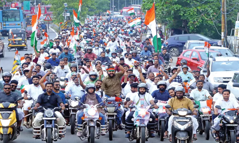 ഭാരത്​ ജോഡോ യാത്ര: ബൈക്ക്​ റാലിക്ക്​ സ്വീകരണം