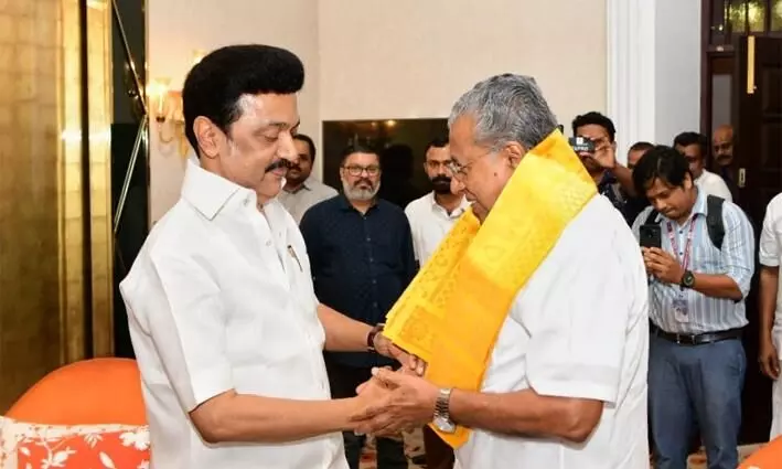 pinaray vijayan mk stalin