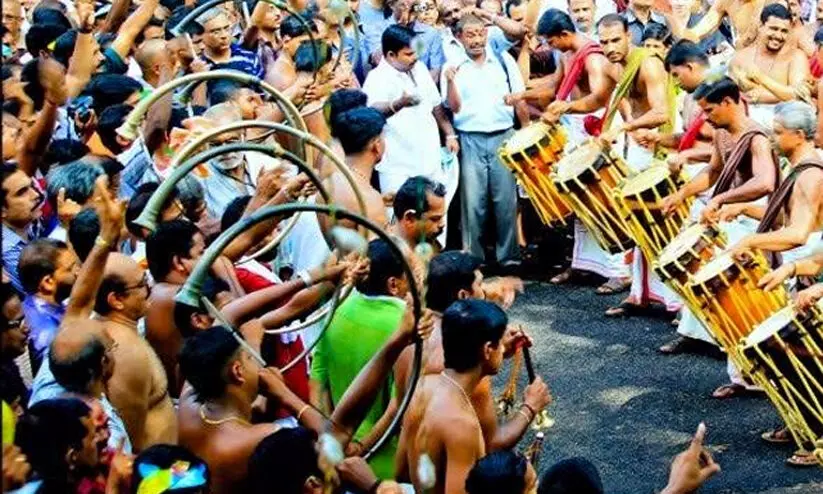 ഇലഞ്ഞിയും ഉലയും- കനകക്കുന്നും, കൊട്ടികയറിയ മേളപ്പെരുക്കത്തില്‍ താളം പിടിച്ചത് ആയിരങ്ങള്‍