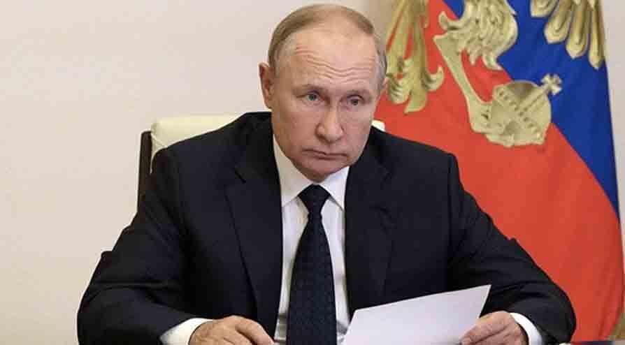 Russian President Vladimir Putin reportedly survived assassination attempt Russian President Vladimir Putin survives assassination attempt: report