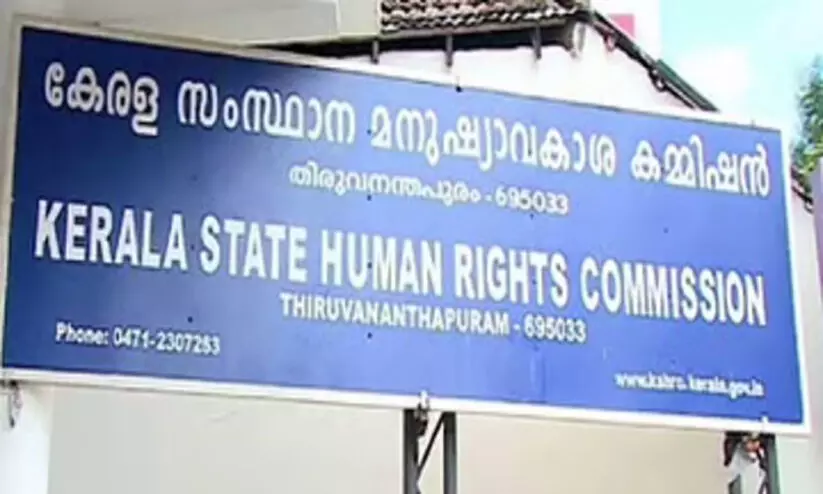 രാത്രികാല വിനോദയാത്രകൾ നിരോധിക്കണം: മനുഷ്യാവകാശ കമ്മീഷൻ വിശദീകരണം തേടി