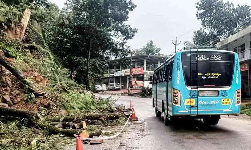 സംരക്ഷണഭിത്തി പുനർനിർമിക്കാൻ 50 ലക്ഷം അനുവദിച്ചു