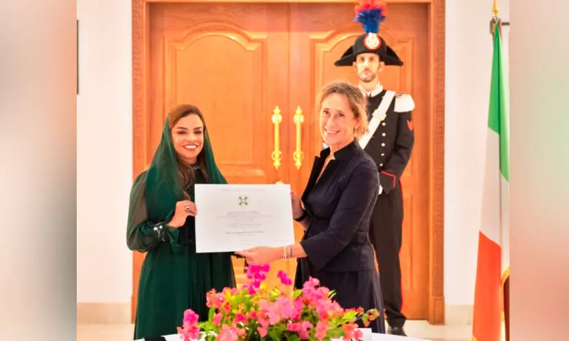 Salma Al Hashmi honored with Italian award