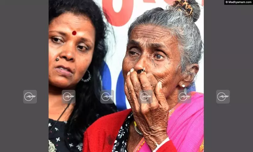 എൻഡോസൾഫാൻ ദുരിതബാധിതർക്ക് നീതി:   സർക്കാർ ഉറപ്പിൽ വിശ്വസിച്ച് ദയാബായി സമരം നിർത്തി