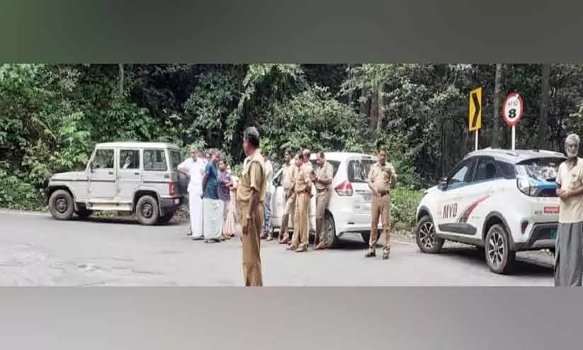 lorry will go through the wayanad churam