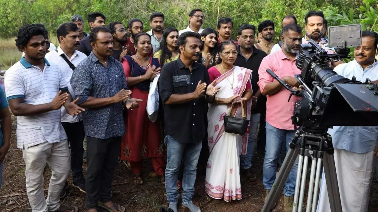 ടിനി ടോമും സന്തോഷ് കീഴാറ്റൂരും ഒന്നിക്കുന്ന മത്ത്  പയ്യന്നൂരിൽ