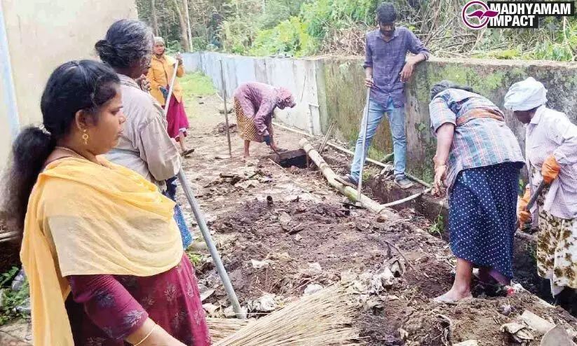 പ്രതിഷേധങ്ങള്‍ക്കൊടുവില്‍ അധികൃതര്‍ ഇടപെട്ടു; വെള്ളിക്കുളങ്ങര ബസ് സ്റ്റാൻഡിന്‍റെ മുഖം തെളിഞ്ഞു