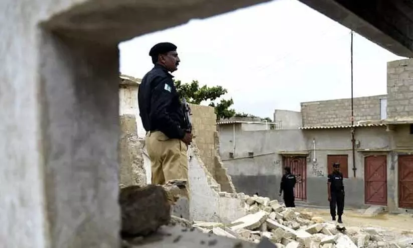 Terror Attack On Pakistan Police Station four Killed