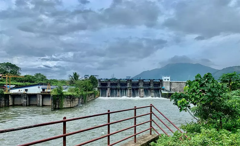 മലങ്കര ഡാമിന്റെ ഷട്ടറുകളുടെ അറ്റകുറ്റപ്പണിക്ക് നടപടി സ്വീകരിക്കാൻ മന്ത്രിയുടെ നിർദേശം