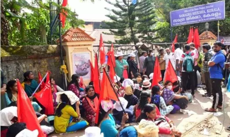 സമഗ്ര ശിക്ഷാ കേരളക്ക് മുന്നിൽ സമരം നടത്തുന്ന സ്പെഷ്യലിസ്റ്റ് അധ്യാപകർ സമരം പിൻവലിക്കണമെന്ന് വി. ശിവൻകുട്ടി