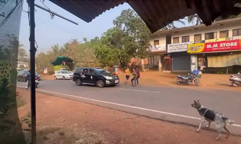 മുഖ്യമന്ത്രിക്കെതിരെ കണ്ണൂരിൽ ഇന്നും കരി​ങ്കൊടി പ്രതിഷേധം