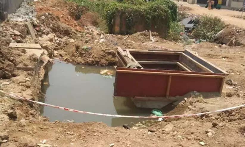 bengaluru water pipeline pit