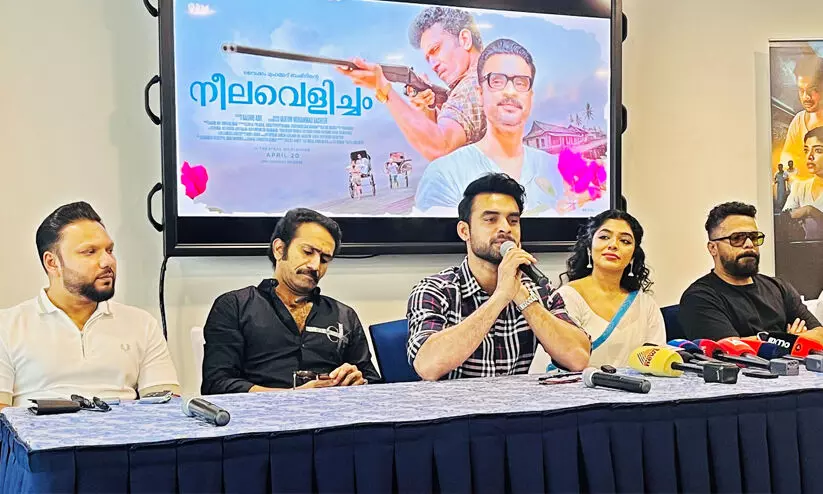 കൈ​യ​ടി വാ​ങ്ങാ​നാ​യി പ്ര​തി​ക​രി​ക്കാ​റി​ല്ല -ടൊ​വി​നോ