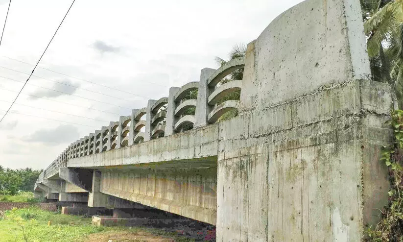 പു​തി​യ പ​ന​മ്പാ​ലം എ​ന്ന് അ​വ​സാ​നി​ക്കും, കാ​ത്തി​രി​പ്പ്