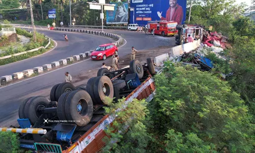 vattappara lorry accident